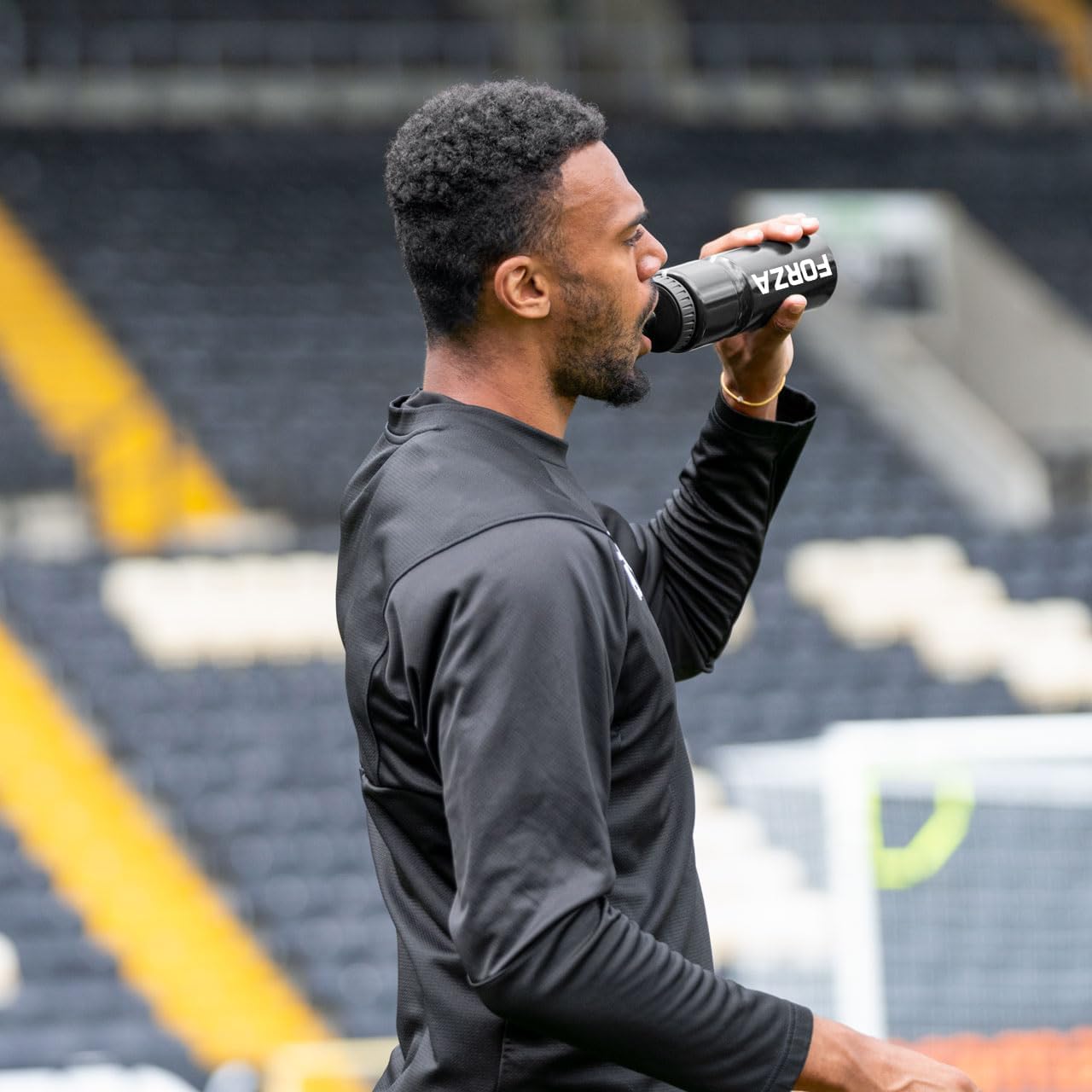 FORZA 10 Water Bottles & Carrier [750ml] - BPA Free Plastic - Variety Of Colours (Black)