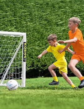 But de football FORZA 2,4 m x 1,2 m | PVC résistant toutes saisons, montage facile et rapide - Cible, ballon et sac de transport en option - Idéal pour les jardins et les clubs